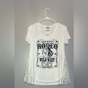 Rodeo t-shirt with lace